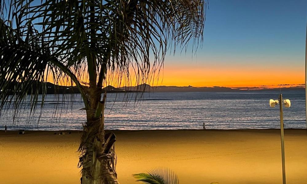 Beach And Sunset Las Palmas de Gran Canaria Ngoại thất bức ảnh
